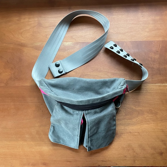 Fabric Horse utility belt (fanny pack) - Picture 2 of 8